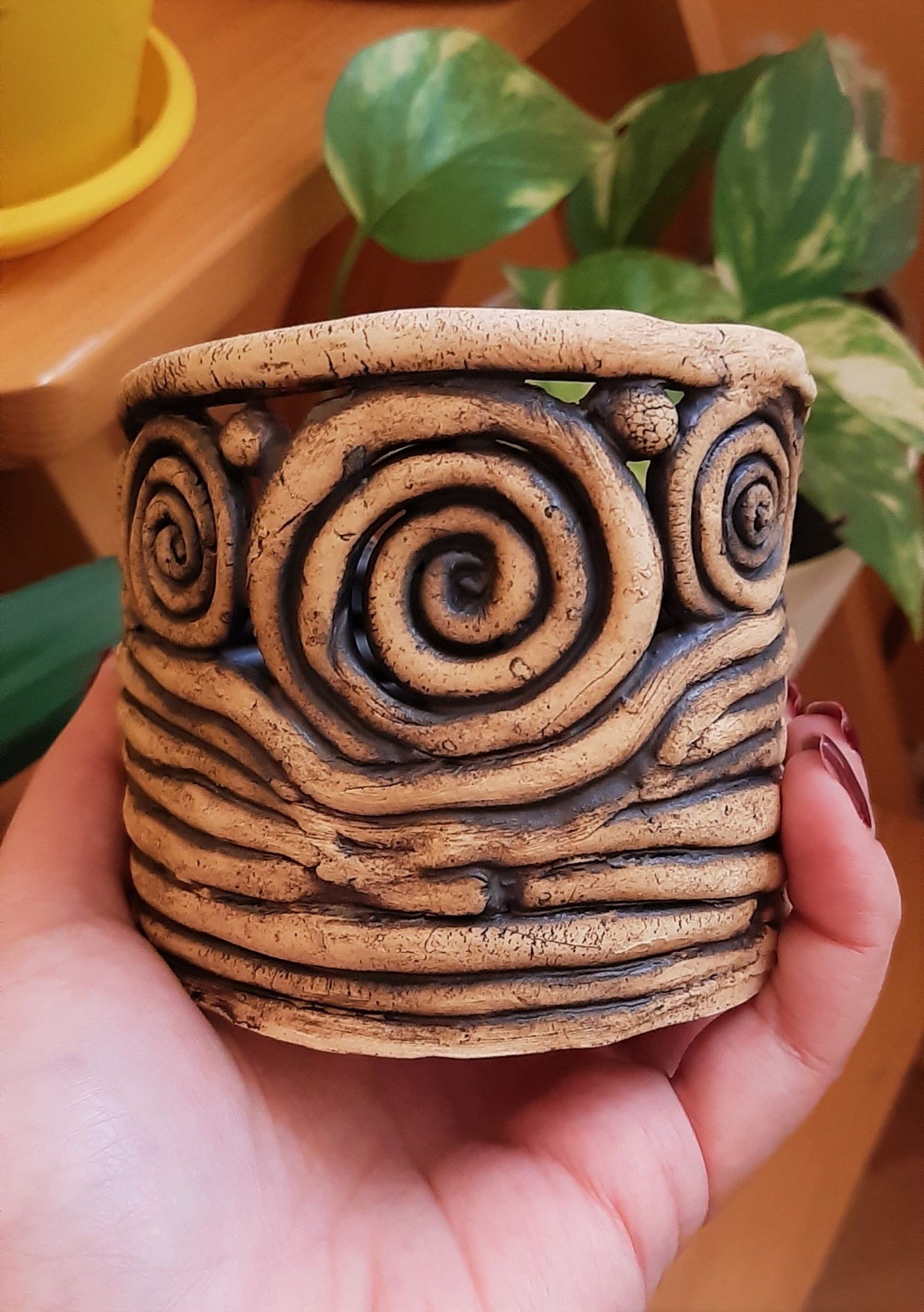 Predmet sa kursa keramike © According to Kristina